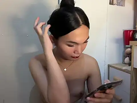 Snapshot of FelicityLincoln chatting on 04-19-26, 03:13 FelicityLincoln online show from 04-19-26, 03:13