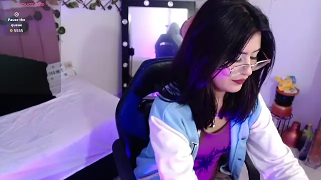 isa bunny18 online show from 11-08-25, 07:50