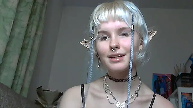 Paradoxy  online show from 12-21-25, 08:42