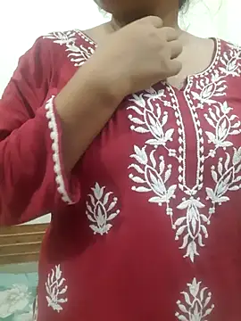 Snapshot of Minakshi_677 chatting on 10-03-25, 06:37 Minakshi 677 online show from 10-03-25, 06:37