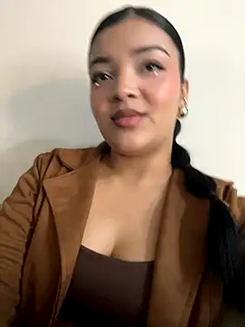 EmmaBlossom online show from 10-11-25, 06:31