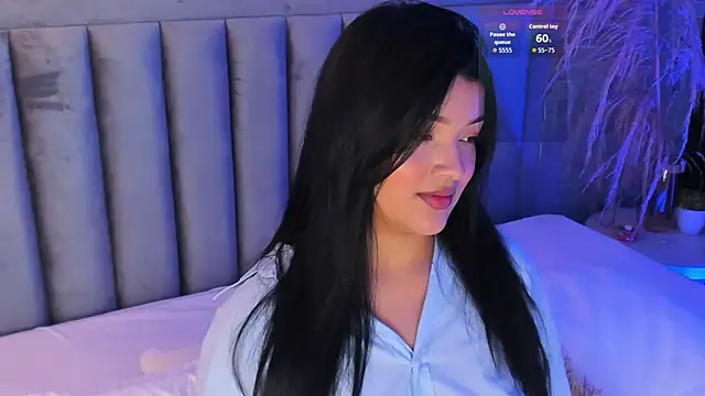 EmmaBlossom online show from 09-27-25, 07:20