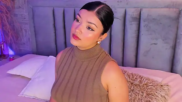 EmmaBlossom online show from 10-06-25, 06:52