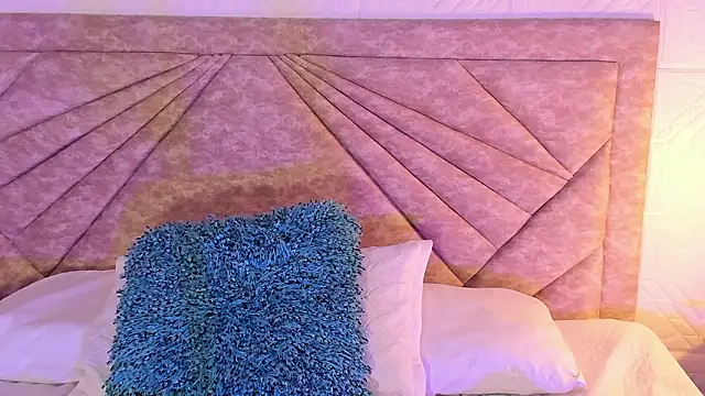 EmmaBlossom online show from 02-20-26, 12:51