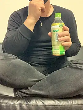 mj-story online show from 11-02-25, 07:46