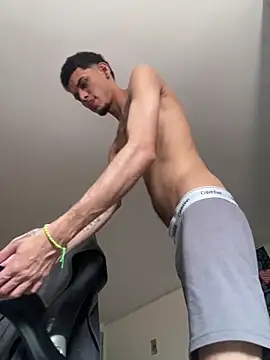 Pingasaboy20 online show from 12-17-25, 02:55