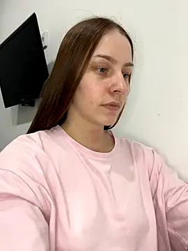 Im Regina online show from 11-07-25, 05:39