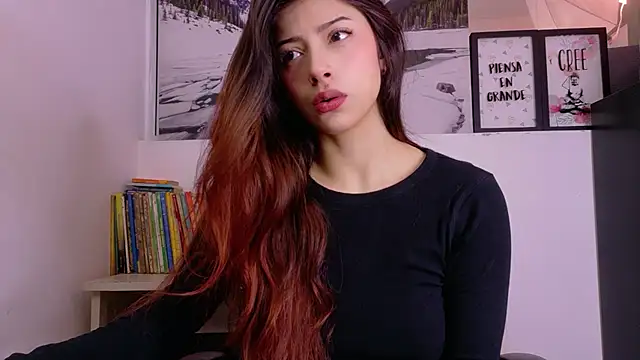Adrianna5  online show from 04-26-26, 09:39
