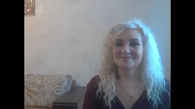 Snapshot of LadySexyBlond chatting on 06-04-26, 03:49 LadySexyBlond online show from 06-04-26, 03:49