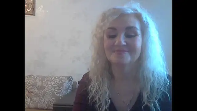 Snapshot of LadySexyBlond chatting on 05-23-26, 09:08 LadySexyBlond online show from 05-23-26, 09:08