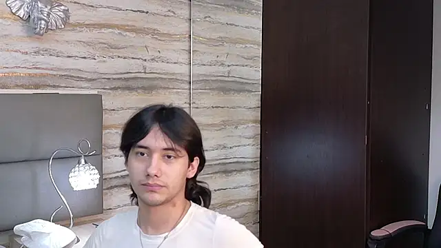 Lovers 21 online show from 06-15-26, 04:01