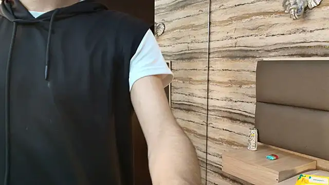 Lovers 21 online show from 01-17-26, 02:48