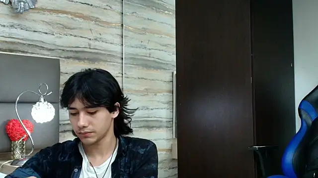 Lovers 21 online show from 04-01-26, 03:52