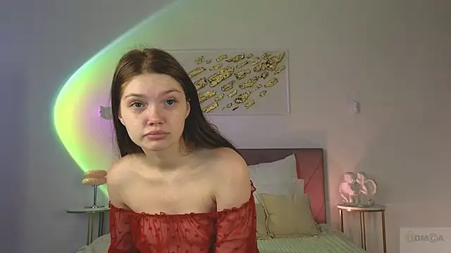 Nicole Broown  online show from 10-30-25, 09:22