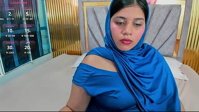 Amyra Rasi online show from 11-26-25, 07:14