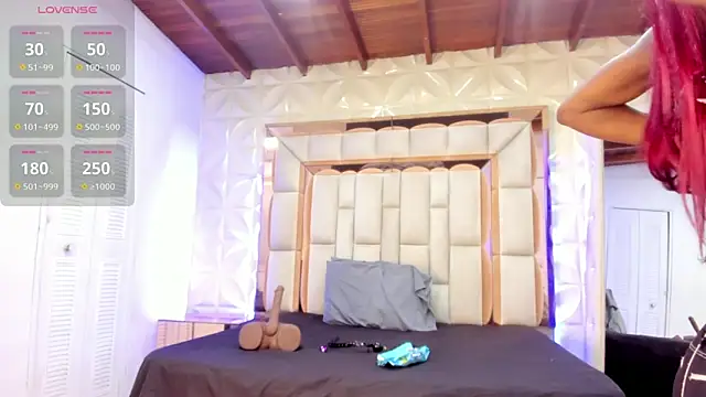 Sarah Adamss online show from 03-19-26, 12:38