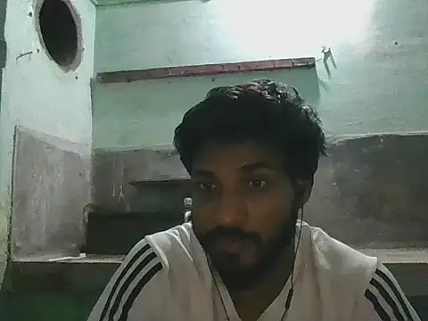 Snapshot of Raw12499 chatting on 09-27-25, 07:31 Raw12499 online show from 09-27-25, 07:31