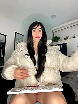 emilycolte online show from 12-15-25, 01:55