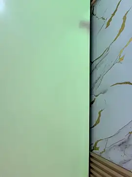 meridacute  online show from 11-02-25, 07:41