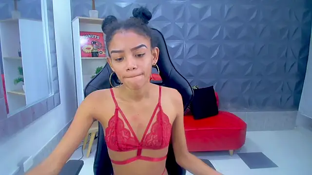 adisson petite1 online show from 10-25-25, 12:17