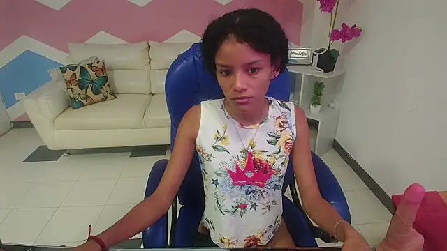 adisson petite1 online show from 10-03-25, 11:50