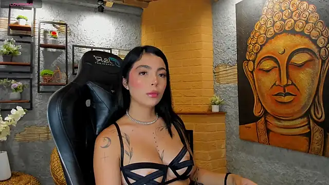 Snapshot of RousseGil_ chatting on 09-25-25, 11:38 RousseGil online show from 09-25-25, 11:38