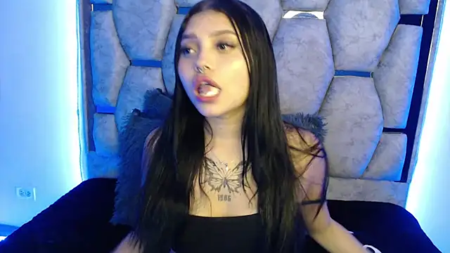 AnalyMilles online show from 03-09-26, 04:38