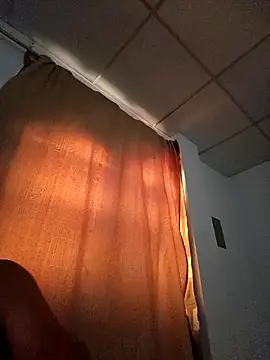 ANTHONYHOTT69 online show from 03-27-26, 11:05