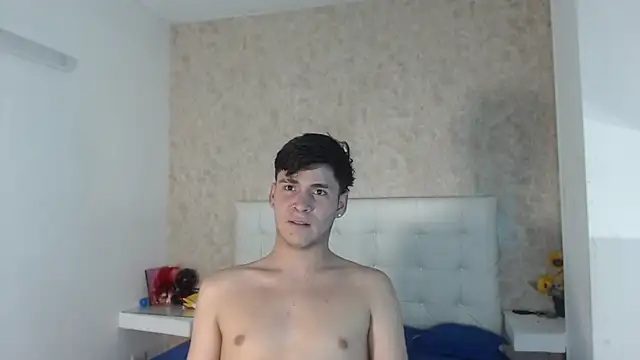 Aaron Foxxx online show from 12-13-25, 08:26