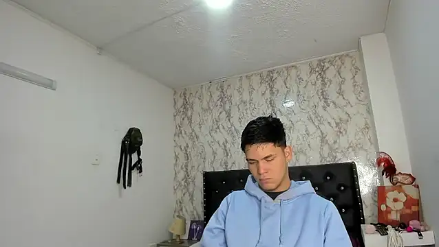 Aaron Foxxx online show from 11-06-25, 12:53