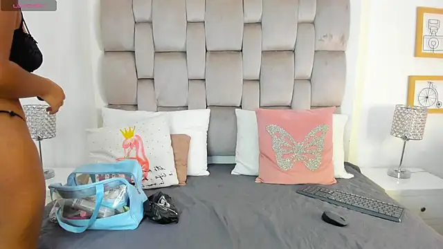 ChikiBom28 online show from 10-23-25, 07:34