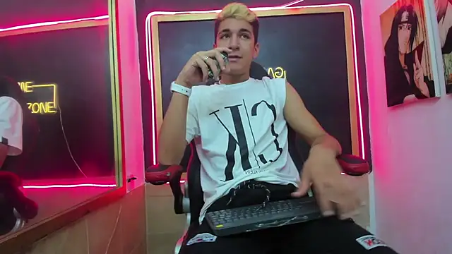 Stiben boy online show from 10-02-25, 07:06