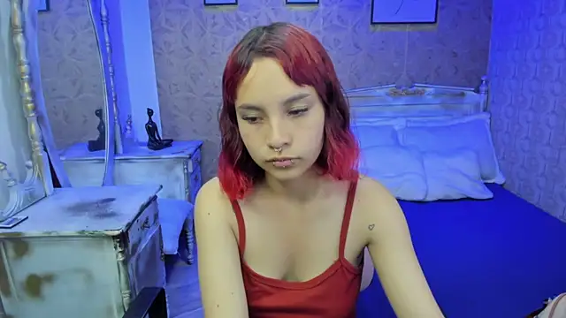 Megane whitte online show from 12-21-25, 02:57