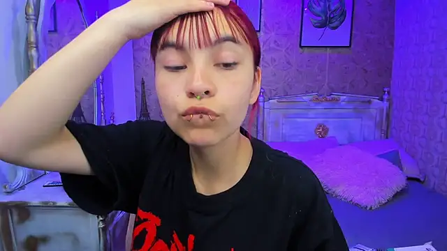 Megane whitte online show from 10-25-25, 02:33