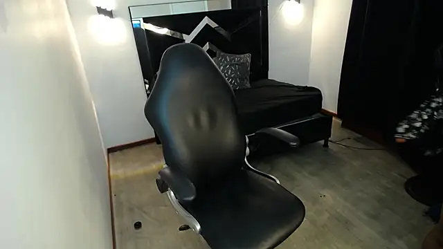 MarianaRojas  online show from 07-14-26, 10:43