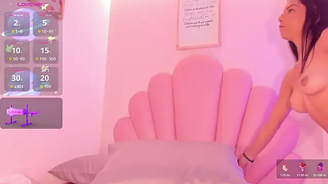 Snapshot of allyson_petite chatting on 02-08-26, 08:39 allyson petite online show from 02-08-26, 08:39