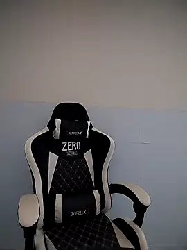 Quynhbabysexy online show from 03-06-26, 08:09