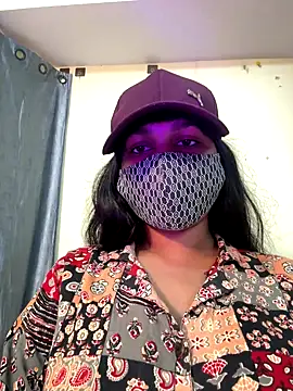 Lisa afreen online show from 10-05-25, 06:26