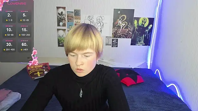 Cattie w  online show from 12-05-25, 01:05