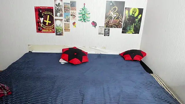 Cattie w  online show from 04-07-26, 01:07