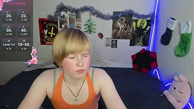 Cattie w  online show from 01-08-26, 01:11