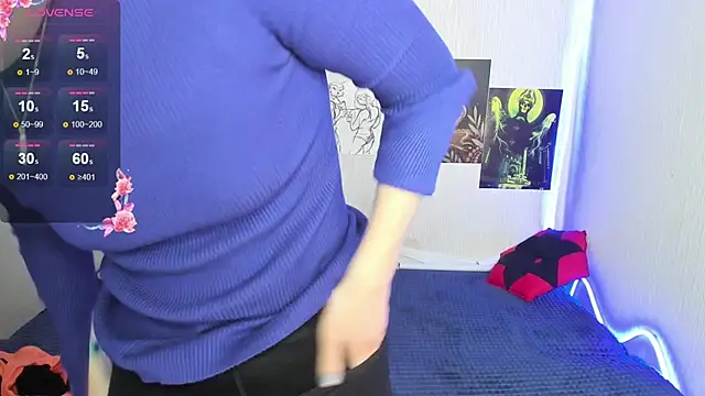 Cattie w  online show from 12-17-25, 01:10