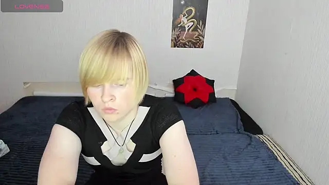 Cattie w  online show from 10-29-25, 01:26