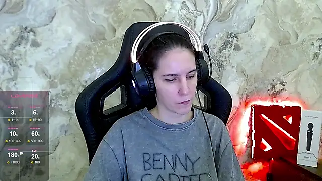 Irwi Tomboy online show from 06-09-26, 01:23