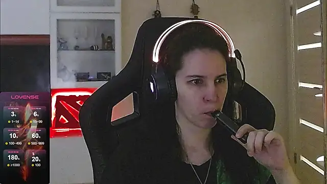 Irwi Tomboy online show from 07-18-26, 07:55