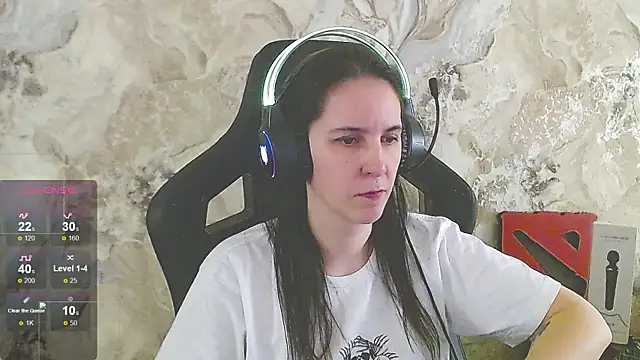 Irwi Tomboy online show from 05-13-26, 11:17