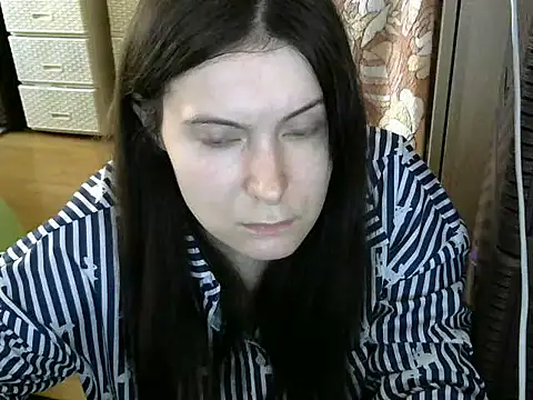 Snapshot of Jarivane chatting on 02-10-26, 09:41 Jarivane online show from 02-10-26, 09:41