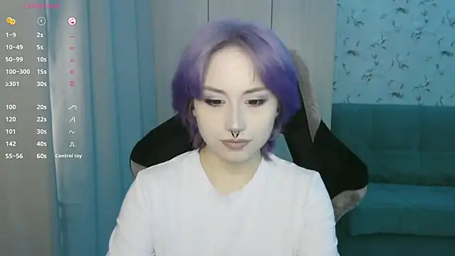 Snapshot of LeisaHopperstad chatting on 06-06-26, 02:00 LeisaHopperstad online show from 06-06-26, 02:00