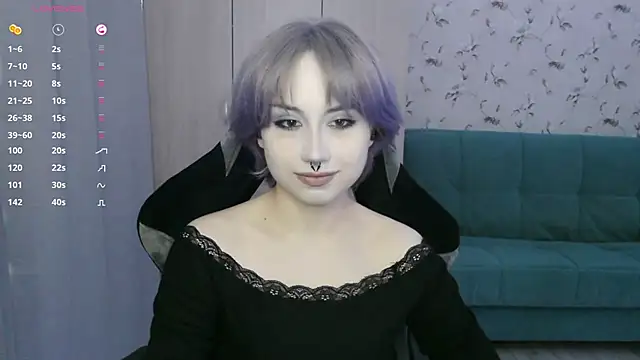 Snapshot of LeisaHopperstad chatting on 05-30-26, 12:55 LeisaHopperstad online show from 05-30-26, 12:55