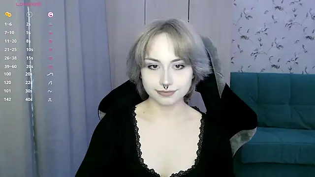 Snapshot of LeisaHopperstad chatting on 06-03-26, 02:33 LeisaHopperstad online show from 06-03-26, 02:33